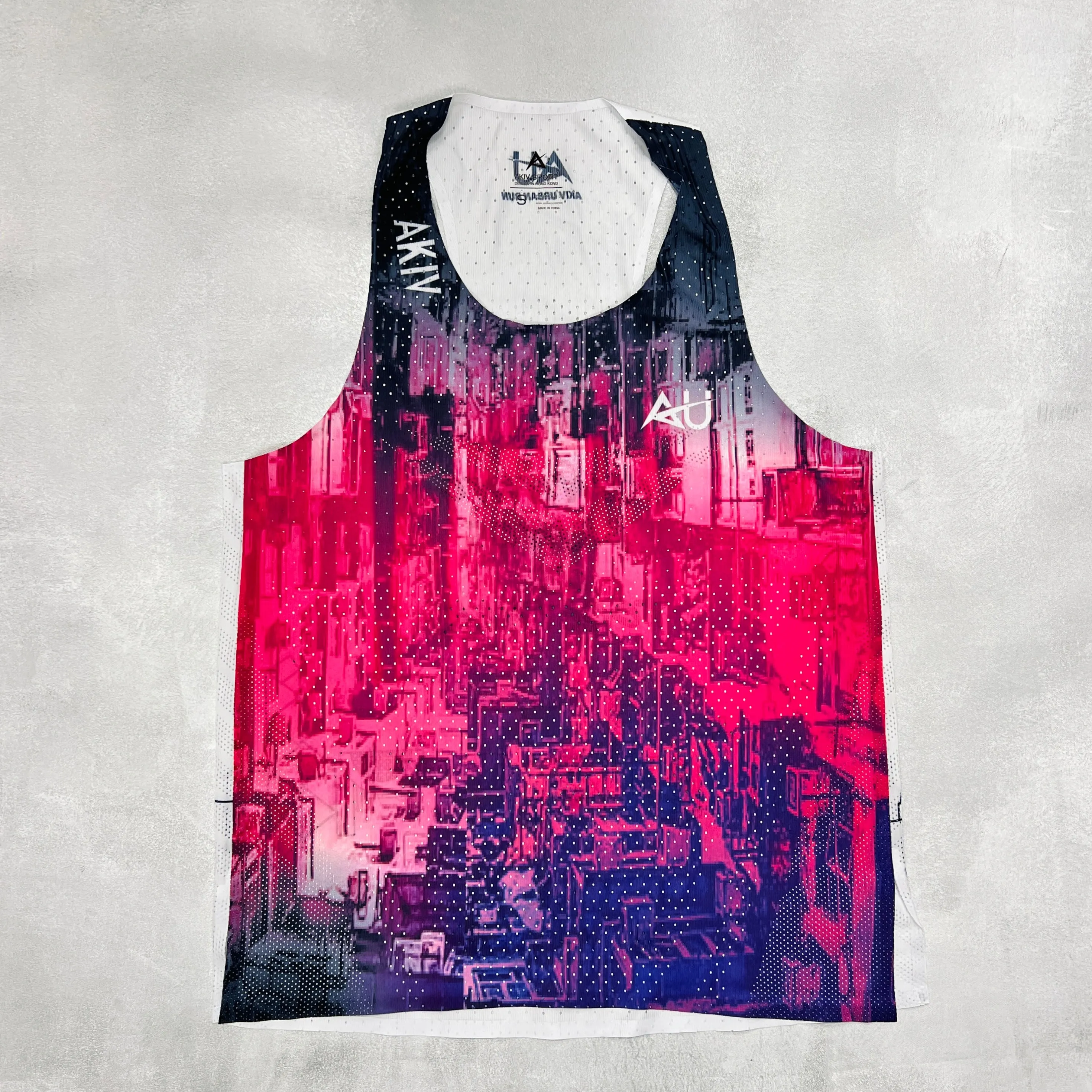 AKIV Elite Singlet Unisex | Urban Run Monster Building