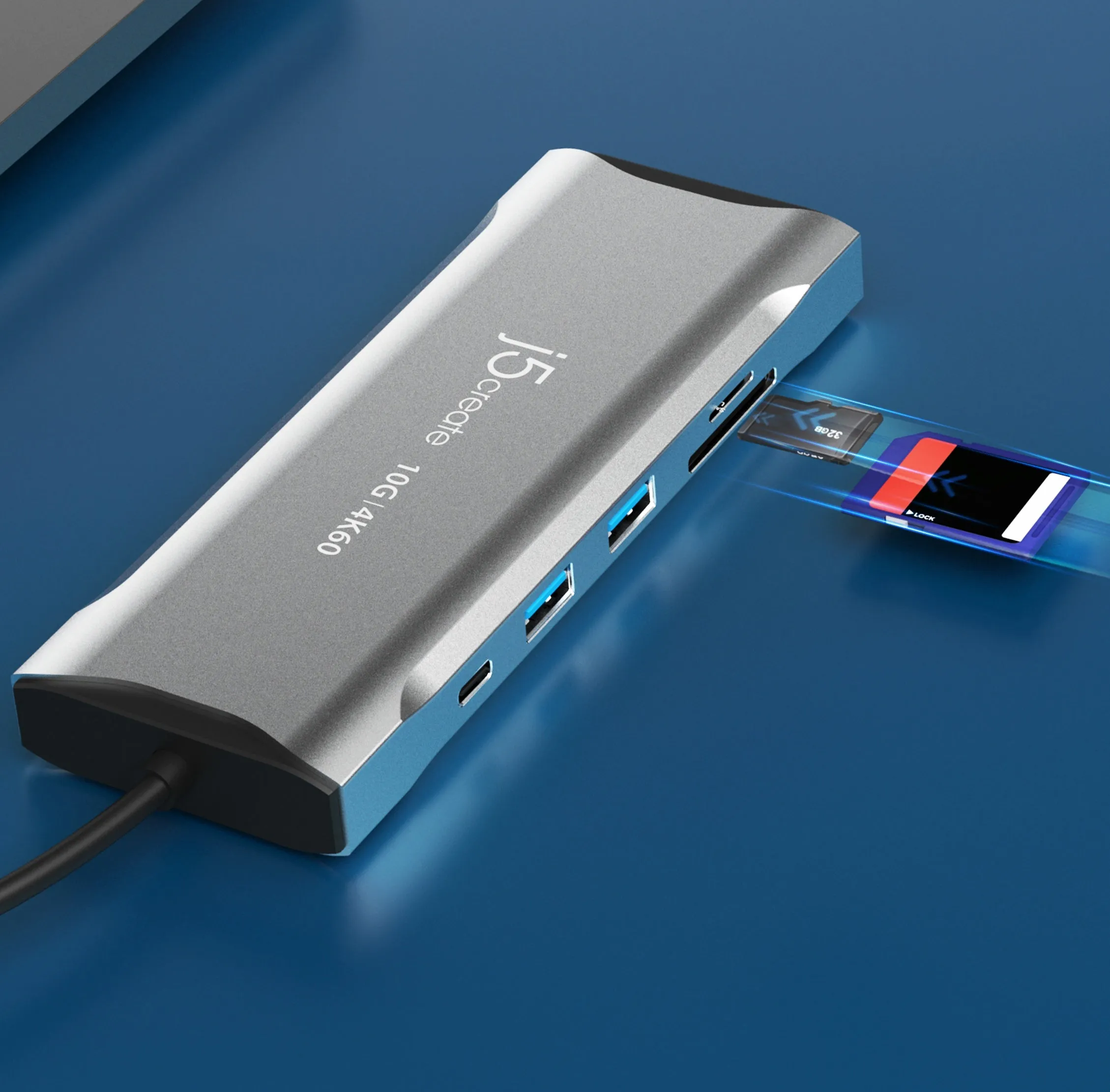 j5create 4K60 Elite USB-C® Triple-Monitor 10Gbps Mini Dock