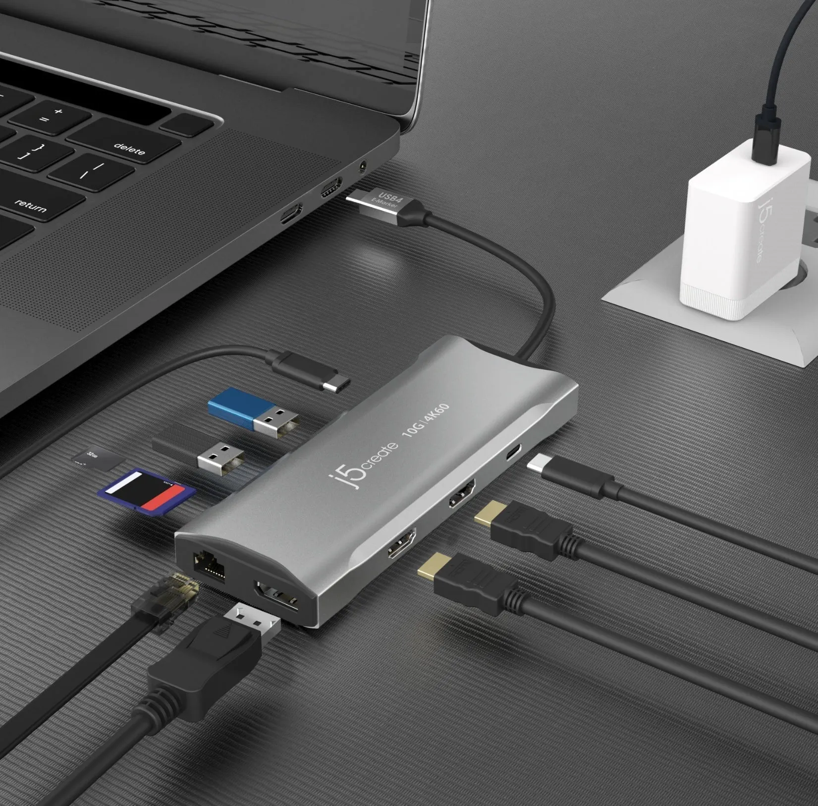 j5create 4K60 Elite USB-C® Triple-Monitor 10Gbps Mini Dock