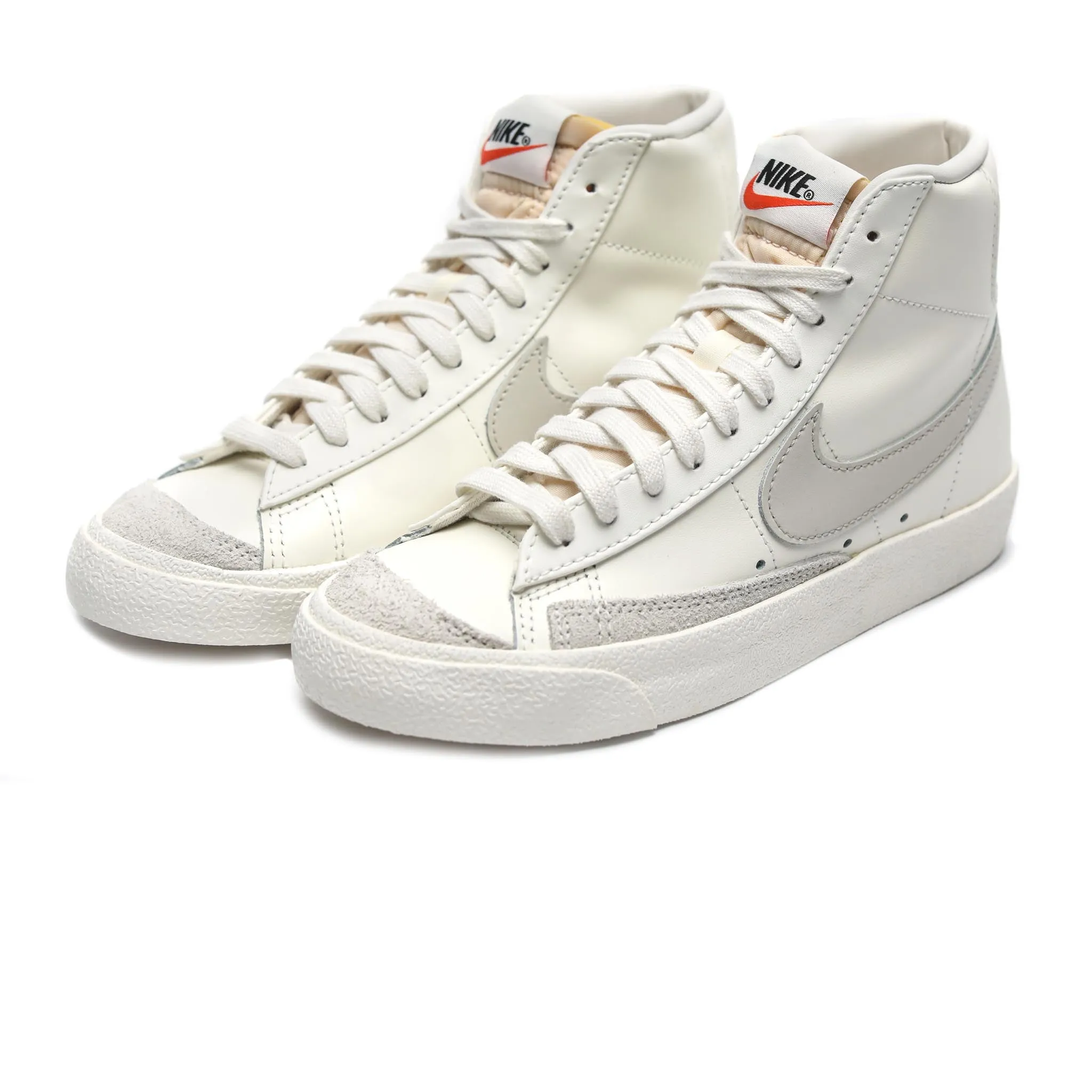 Nike Blazer Mid '77 Vintage ‘Sail/Light Bone’