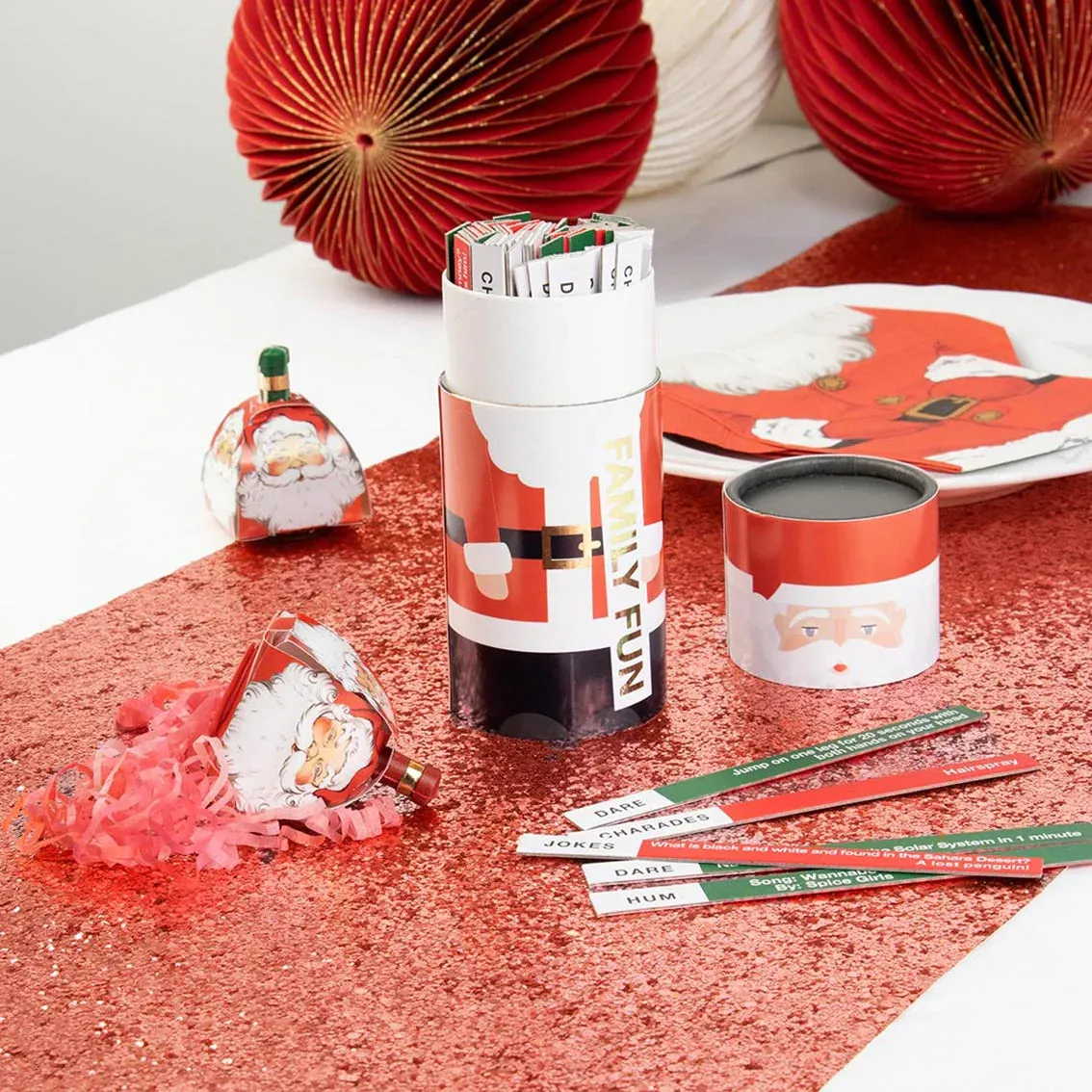 Talking Tables Botanical Santa Poppers 8-Pack